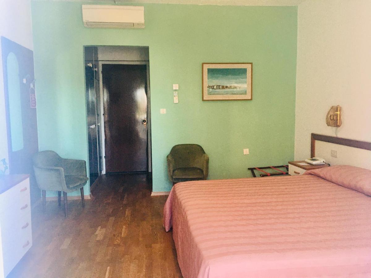 גראדו Hotel Milano מראה חיצוני תמונה