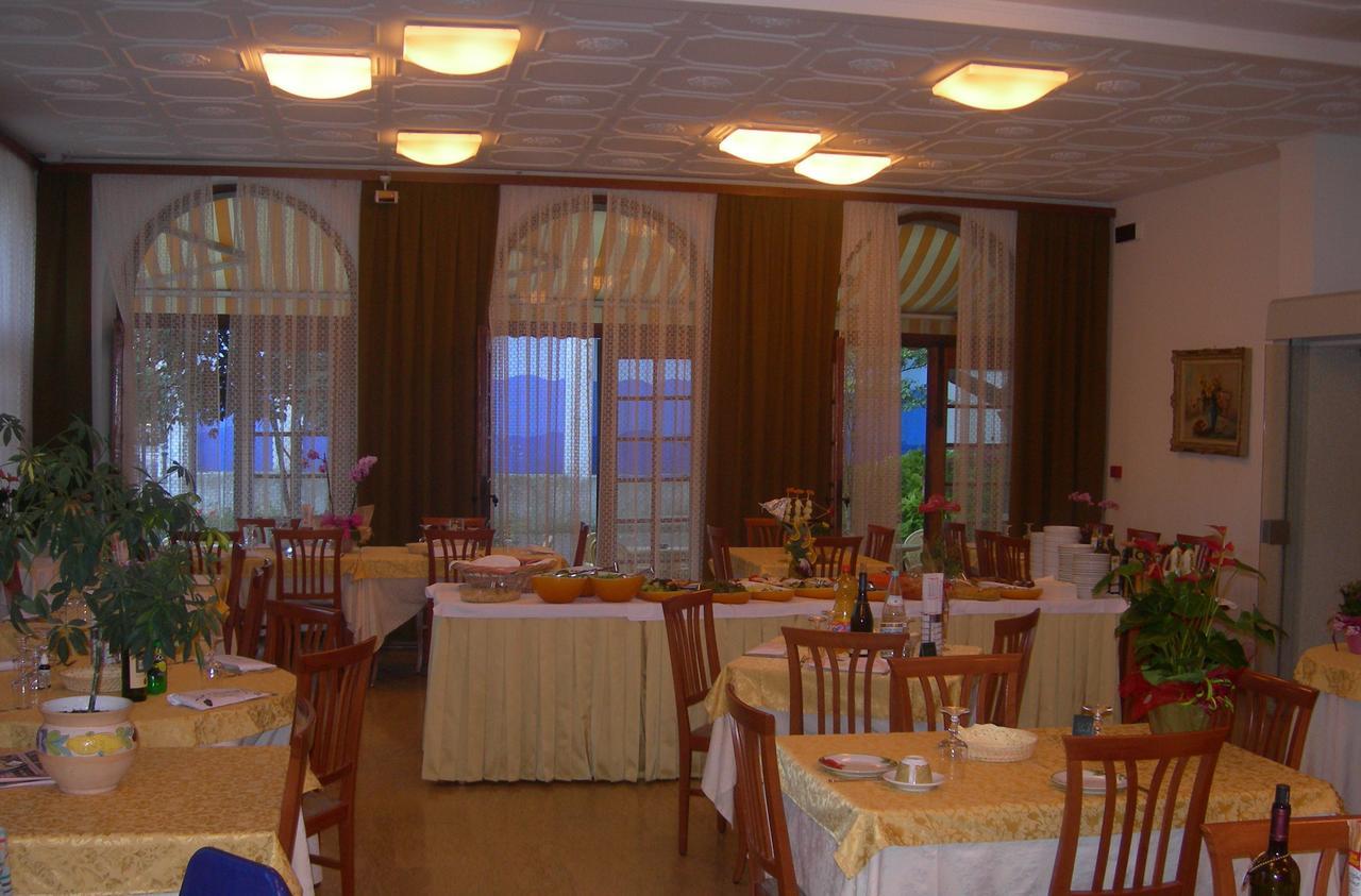 גראדו Hotel Milano מראה חיצוני תמונה