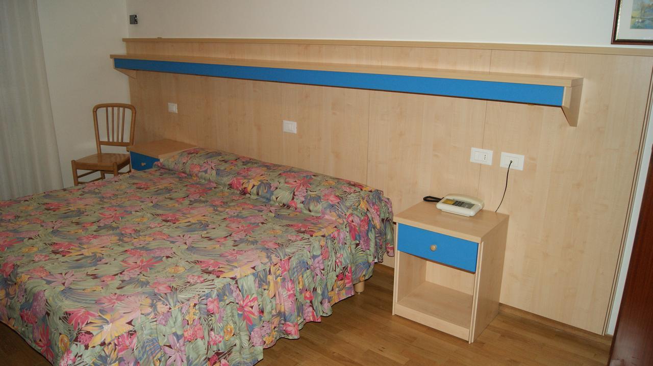 גראדו Hotel Milano מראה חיצוני תמונה