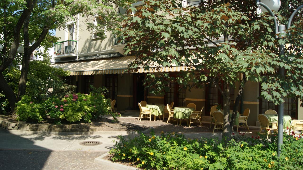 גראדו Hotel Milano מראה חיצוני תמונה